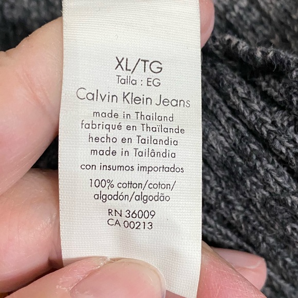 Calvin Klein Jeans Men’s Size XL Grey 1/2 Zip Front Sweater w/Stand Up Collar - Picture 8 of 9